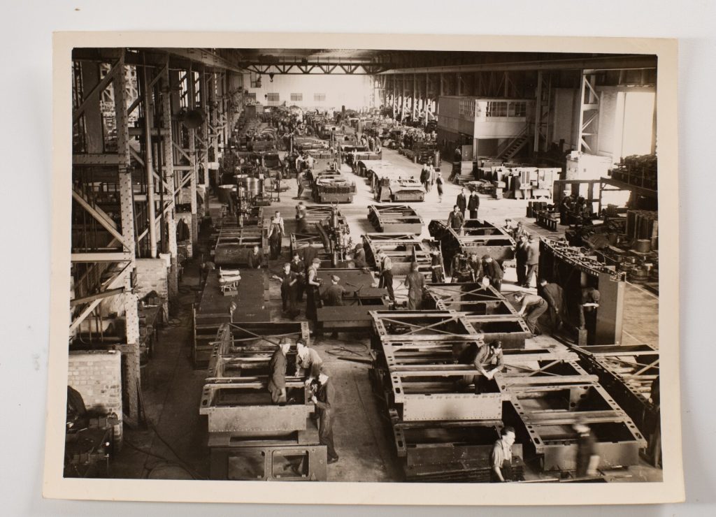 TIRAGE PHOTO ARGENTIQUE OFFICIEL BRITANIQUE DE PRESSE MILITARIA 1945 15X21cm