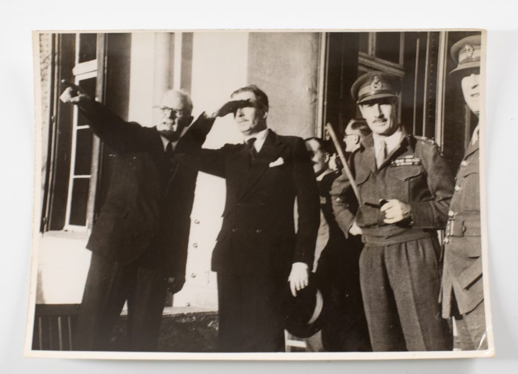 TIRAGE PHOTO	ARGENTIQUE	DE PRESSE 1945 15X20cm MILITAIRE BRITANIQUE