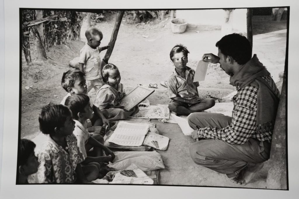 PHOTO ARGENTIQUE 1990' Olivier Culmann reportage en Inde 18X24cm NOIR ET BLANC