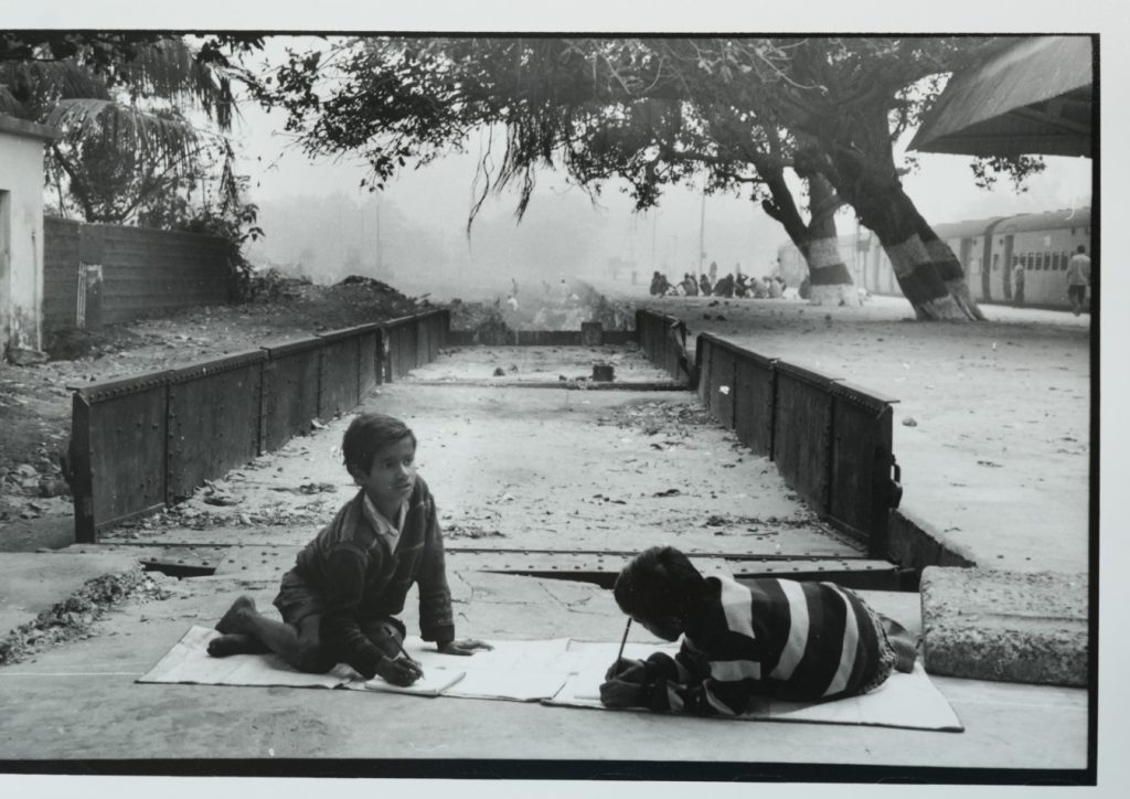 PHOTO Argentique, RC Inde Enfants reportage en Inde 10x15cm 1990 Olivier Culmann