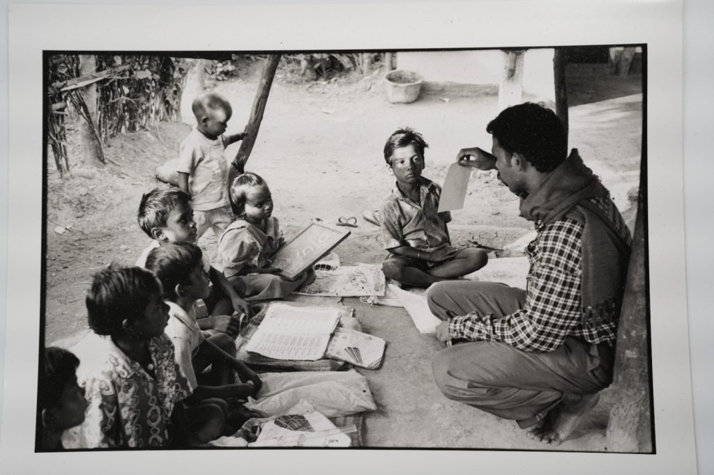 PHOTO ARGENTIQUE 1990' Olivier Culmann reportage en Inde 18X24cm NOIR ET BLANC