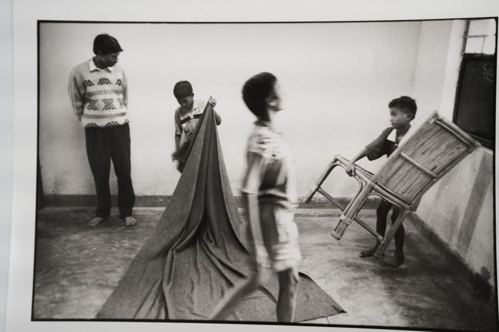 PHOTO ARGENTIQUE 1990' Olivier Culmann reportage en Inde 18X24cm NOIR ET BLANC