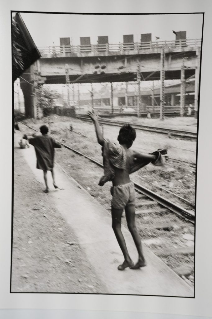 PHOTO ARGENTIQUE 1990' Olivier Culmann reportage en Inde 18X24cm NOIR ET BLANC