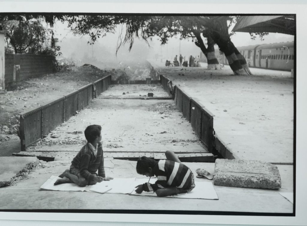 PHOTO Argentique, RC Inde Enfants reportage en Inde 10x15cm 1990 Olivier Culmann