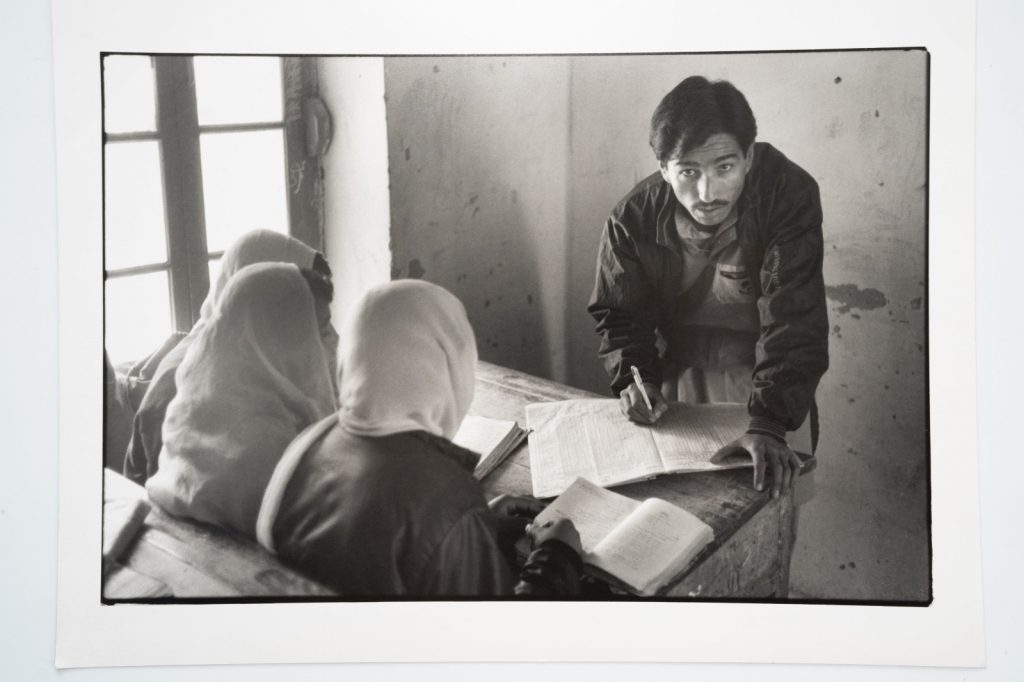 PHOTO ARGENTIQUE 90' Olivier Culmann reportage Pakistan 18X24cm NOIR ET BLANC