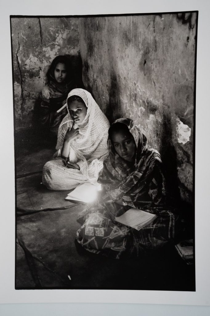 PHOTO ARGENTIQUE 90' Olivier Culmann reportage Pakistan 18X24cm NOIR ET BLANC