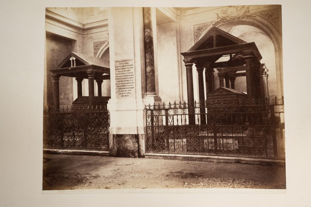 PHOTO Albumine	Italie	Tombe Réali Palerme	20X25cm	1870	Sommer