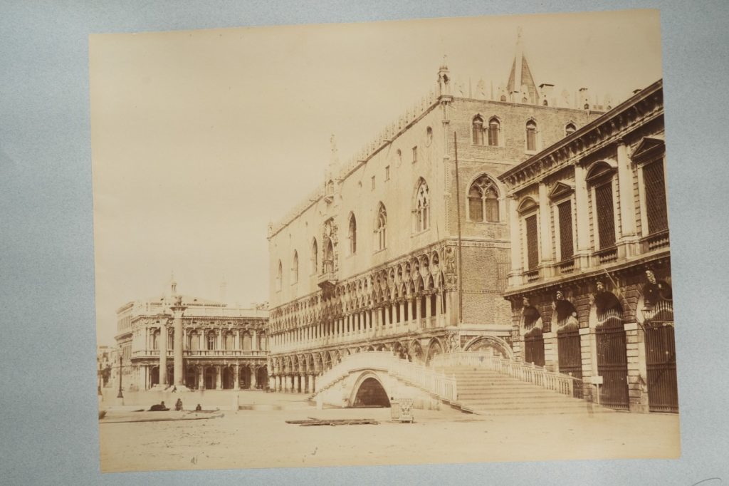 PHOTO Albumine	Italie	Venise	27X35cm	1880 palais des doges