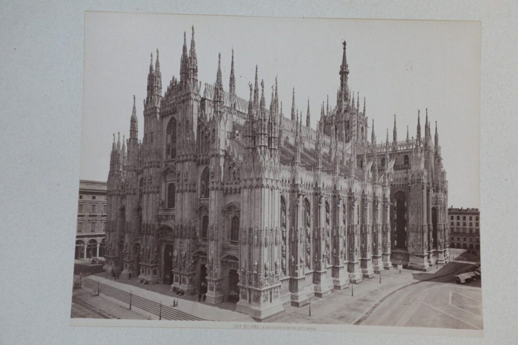 TIRAGE PHOTO	ALBUMINE MILAN 1880	SUR CARTON 19X25cm CATHEDRALE PALAZZO REALE