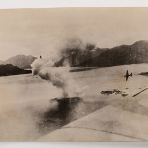 PHOTO OFFICIEL DE PRESSE 15X20cm 1945 militaire britanique aviation bombardement