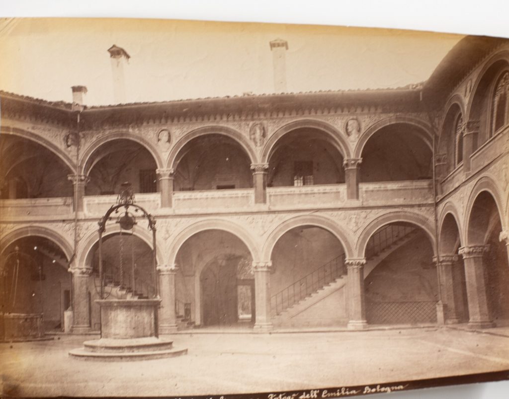 TIRAGE PHOTO ALBUMINE 1880 Italie 20X25cm Bologne Collegio di Spagna