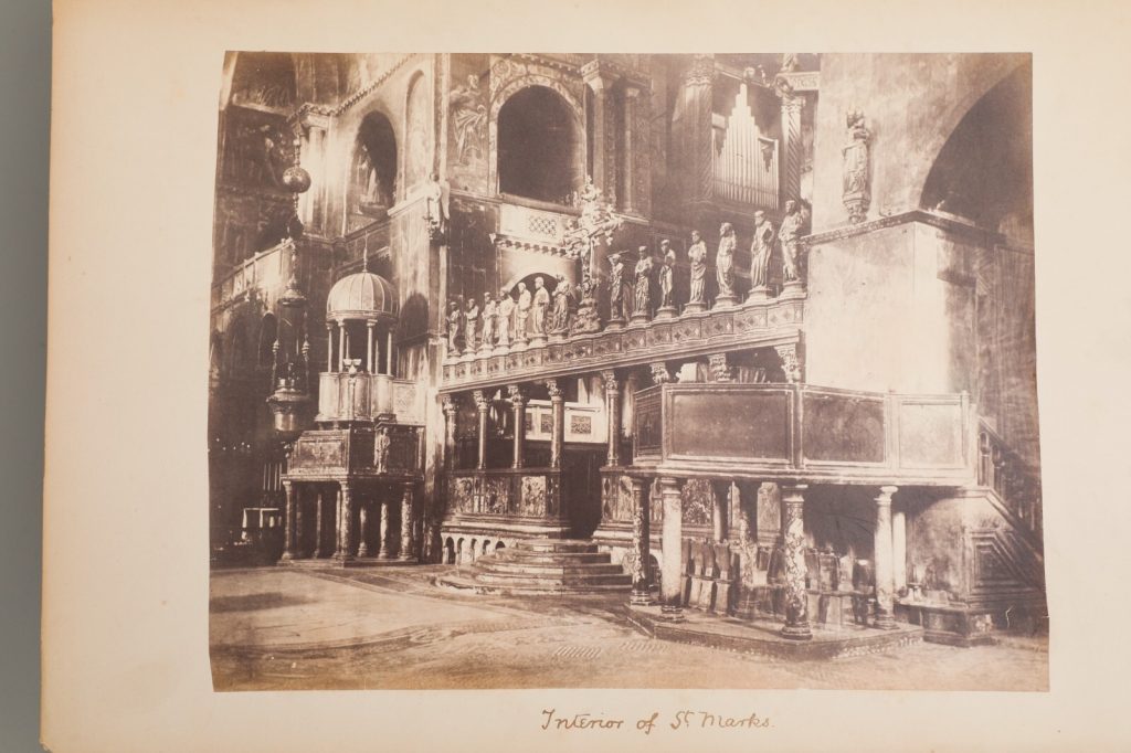 TIRAGE PHOTO-1880 ITALIE VENISE INTERIEUR DE ST MARC-Papier albumine 25x32cm