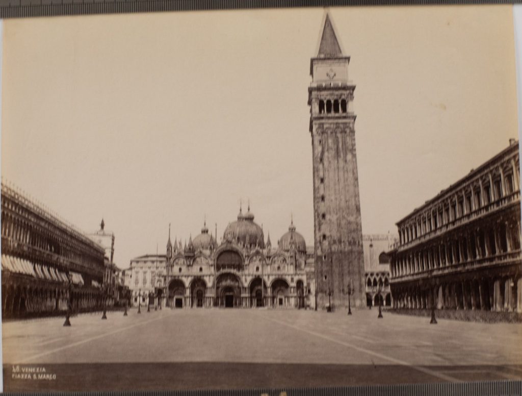 TIRAGE PHOTO ALBUMINE 1880 Italie 20X25cm Venise Place Saint Marc