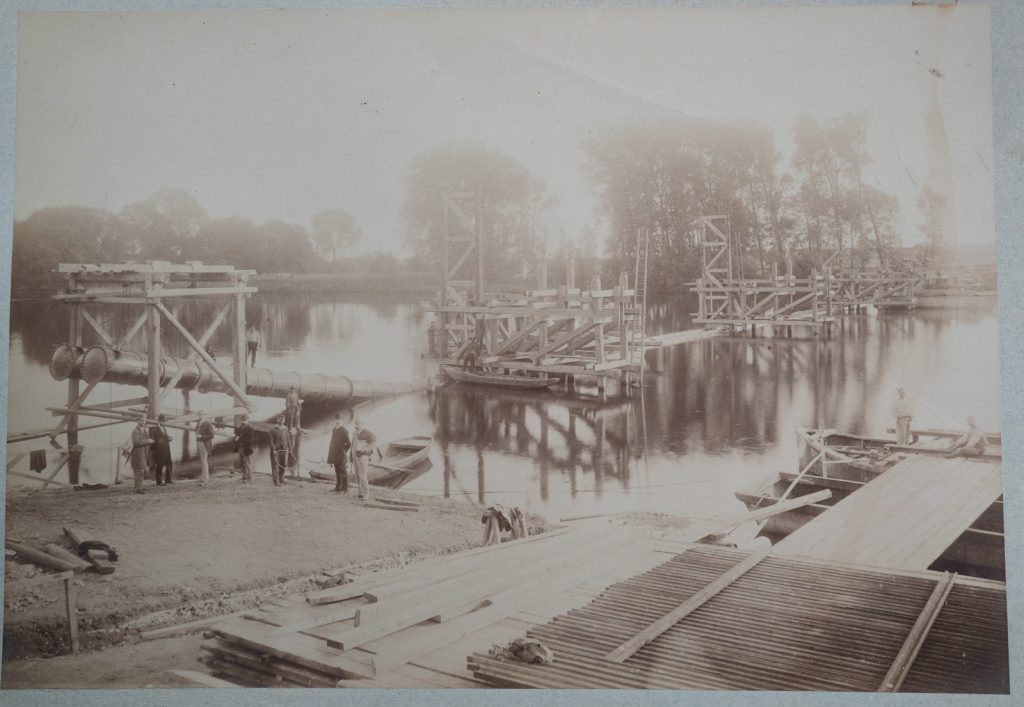 PHOTO Albumine	France	CONSTRUCTION PONT AQUEDUC EAU POTABLE	27X39cm	1880