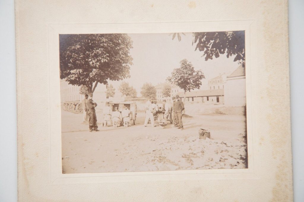 PHOTO ARGENTIQUE  MILITARIA FORMAT 8,5X11,5cm CIRCA 1890 GROUPE DE MILITAIRE