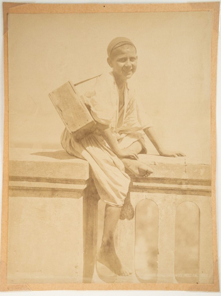 PHOTO Albumine Algérie Alger cireur 19X25cm 1880 signé dans le négatif Leroux