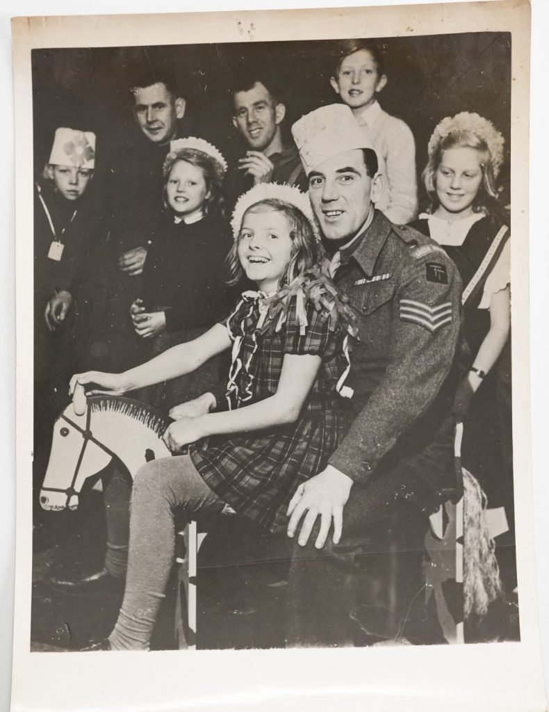 PHOTO Argentique Norvège liberation militaire Britanique à Oslo 13X18cm 1940