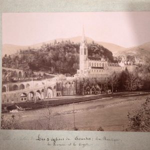 TIRAGE PHOTO	ALBUMINE 1899 ATTRIBUE A VIRON	PYRENEES LOURDES 25X29cm	SEPIA
