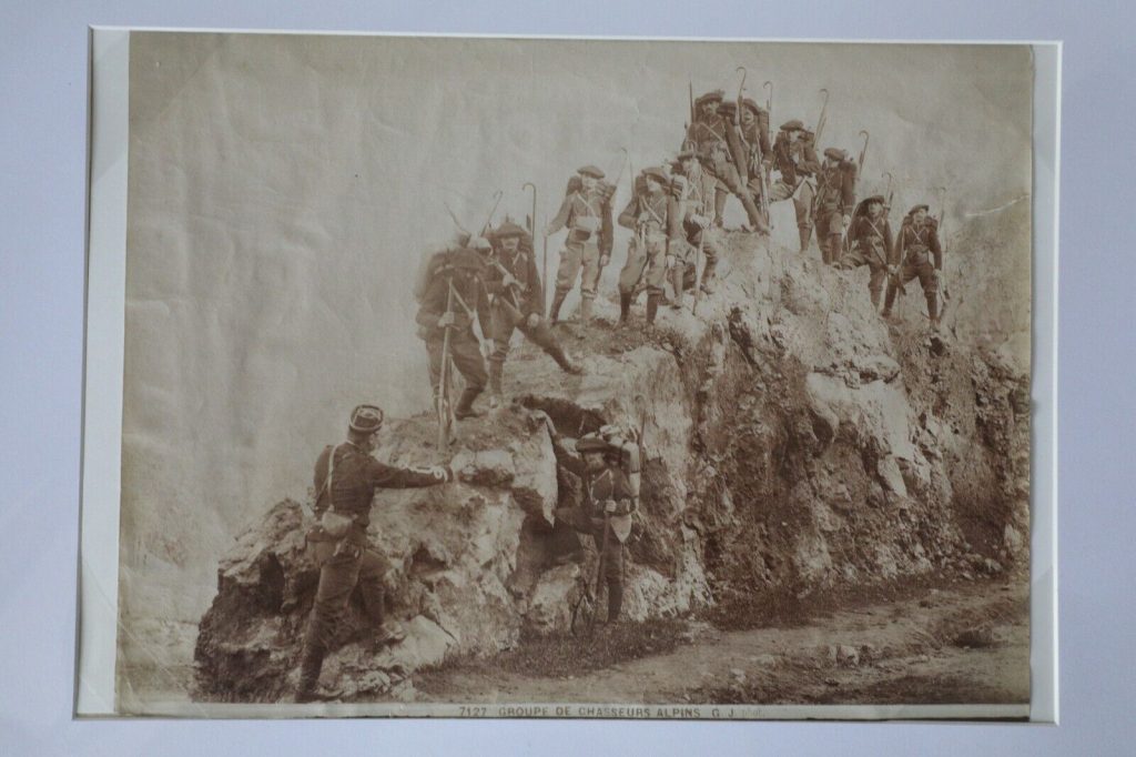 TIRAGE PHOTO Albumoine Photo : Jean Gilletta 1880 CHASSEURS ALPINS 20x27cm