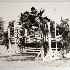 PHOTO Argentique	France	Equitation cheval saut d'obstacles	24X29cm	1970