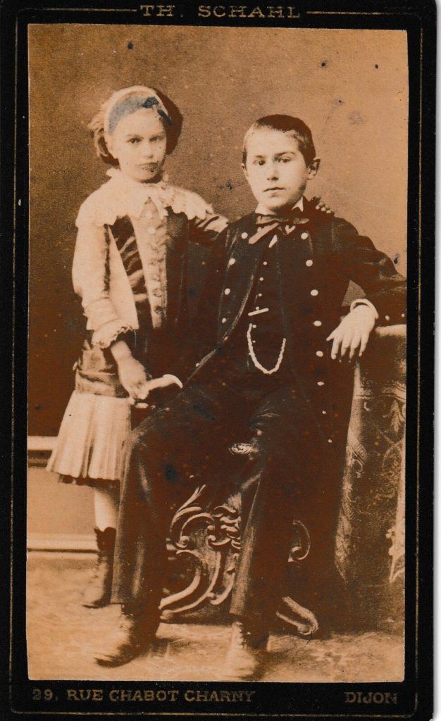 CDV circa 1880 France, ENFANTS BOURGEOIS