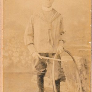 CDV circa 1870 France, enfant et cerceau