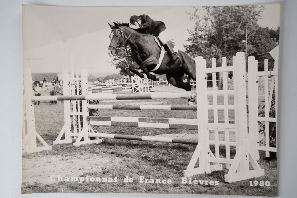 PHOTO Argentique France Equitation cheval saut d'obstacles 18X24cm 1970