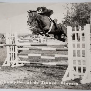 PHOTO Argentique	France	Equitation cheval saut d'obstacles	18X24cm	1970