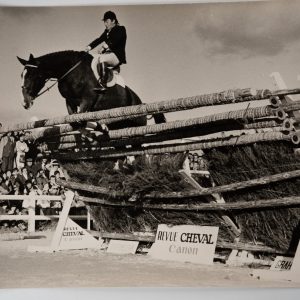 PHOTO Argentique	France	Equitation cheval saut d'obstacles	18X24cm	1970