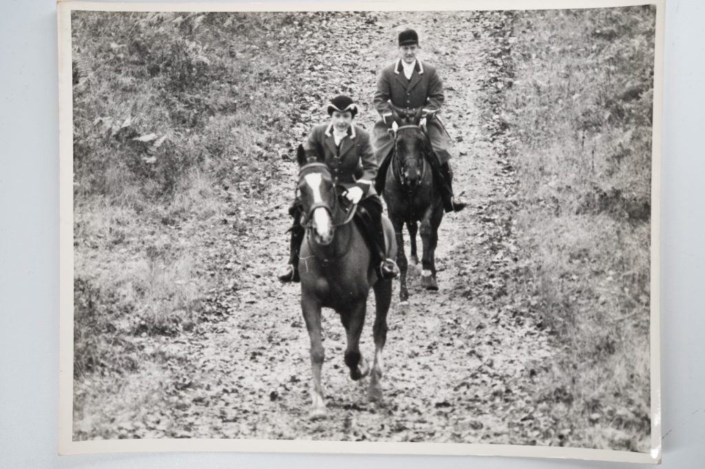 PHOTO Argentique France chasse à courre vénerie cheval 18X24cm 1960
