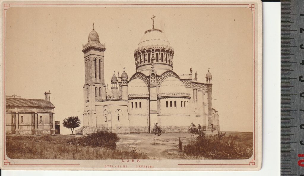 Photo albumine FORMAT  11X16,5cm 1870 ALGER NOTRE DAME D AFRIQUE