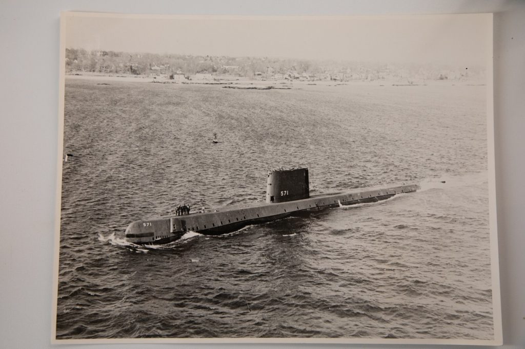 PHOTO ARGENTIQUE USIS 1960 SOUS MARIN MILITAIRE AMERICAIN NAUTILUS 571 18X24cm