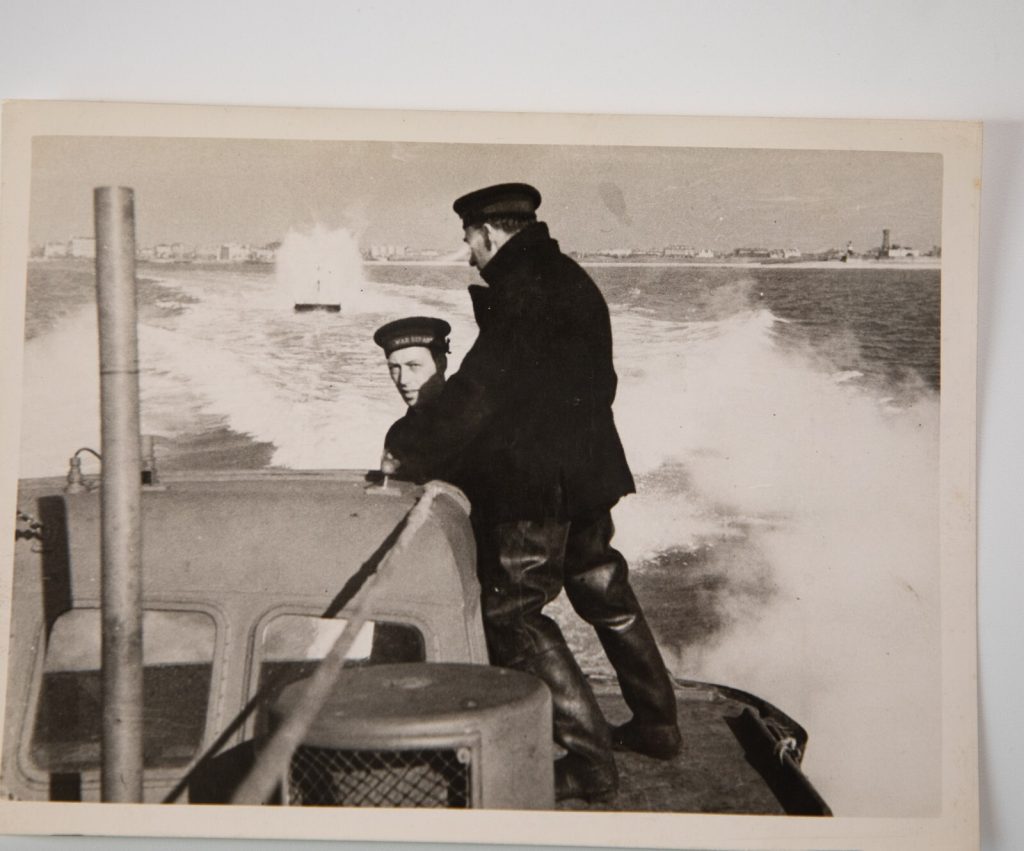 PHOTO ARGENTIQUE MILITARIA 1940	OFFICIEL BRITANIQUE 15X20cm