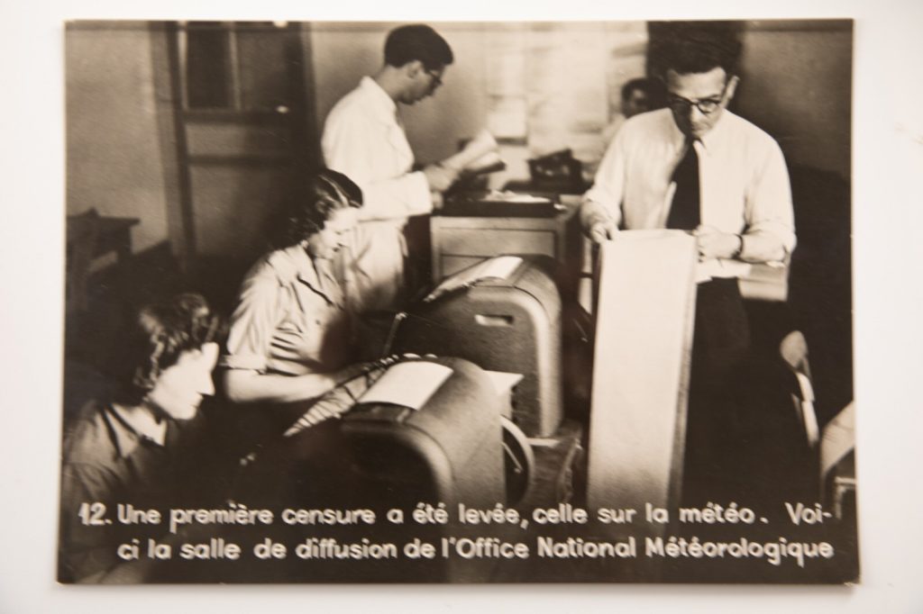 TIRAGE PHOTO argentique ministère de l'information circa 1946 23x18CM TAMPON