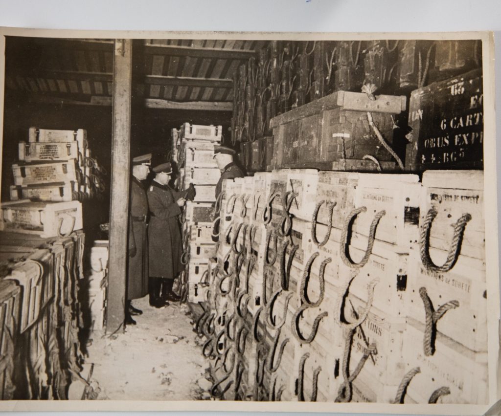 TIRAGE PHOTO DE PRESSE MILITARIA 1945 18X24cm INVENTAIRE DE MUNITION