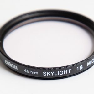 FILTRE OBJECTIF-COKIN SKYLIGHT 1B M.C.--VERRE 46mm ROND--trés bon état