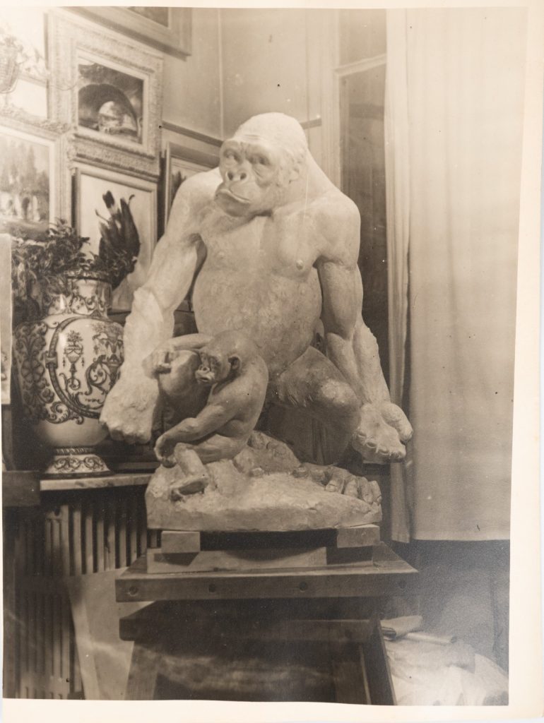 PHOTO Argentique 1956 Sculpture d'Orang-Outan de Henri-Louis Poncet 18X24cm