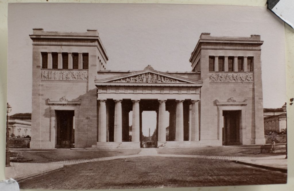 TIRAGE PHOTO	ALBUMINE 1880	ALLEMAGNE Propylée de Munich  9X14cm