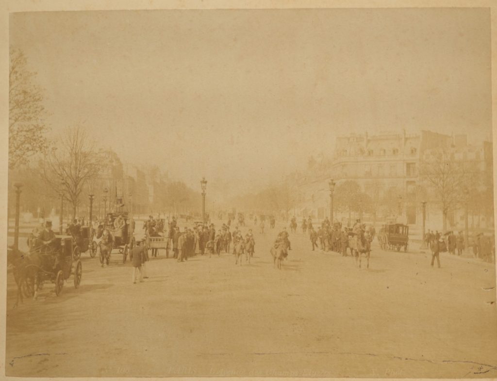 photo Albumine France Paris, Champs Elysées animé 21X28CM 1870