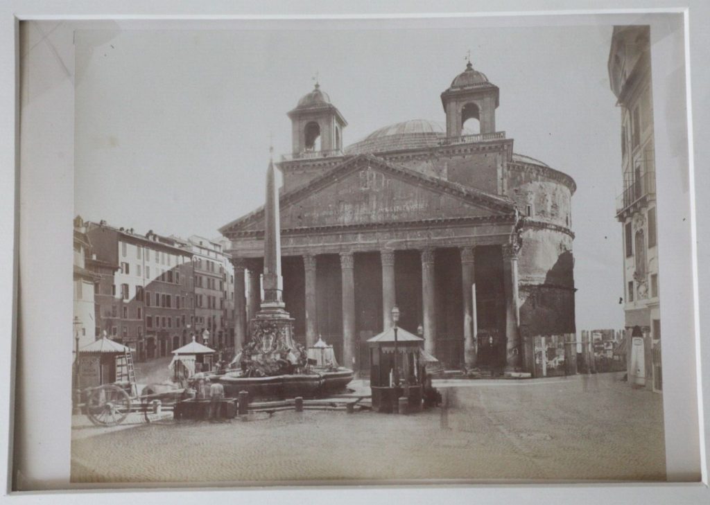 TIRAGE PHOTO	1880  ITALIE Romes Panthéon	albumine collé sur carton 19X24cm
