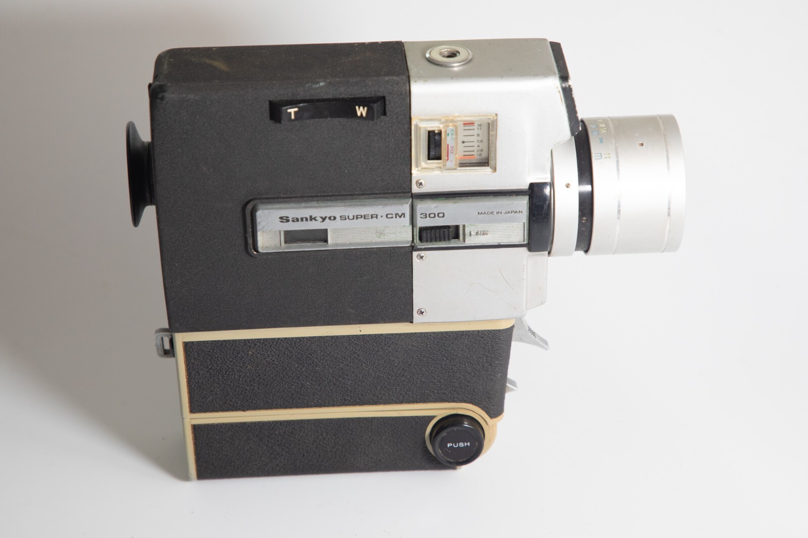 Sankyo Super CM-300 ARGENTIQUE 1970--SUPER 8--bon état – Image 2