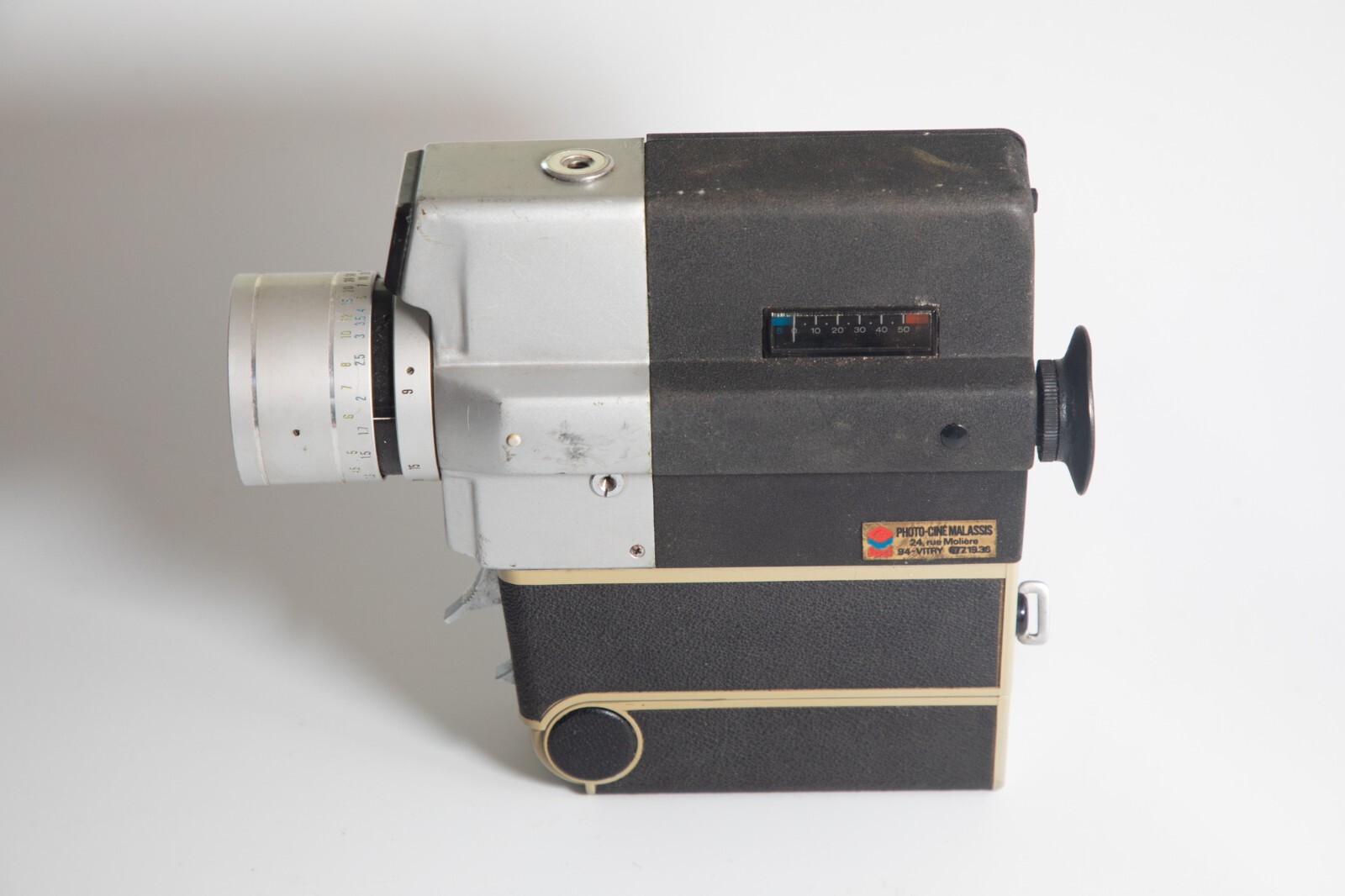 Sankyo Super CM-300 ARGENTIQUE 1970--SUPER 8--bon état – Image 3