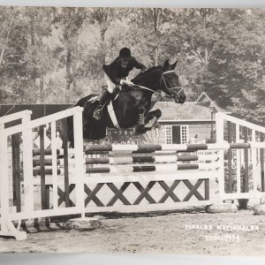 PHOTO Argentique	France	Equitation cheval saut d'obstacles		1970 30X40cm