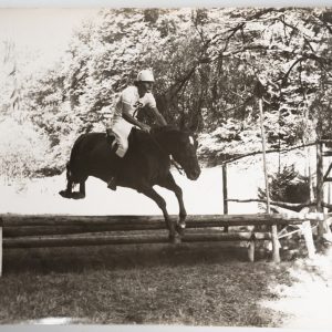 PHOTO Argentique	France	Equitation cheval saut d'obstacles		1970 30X40cm