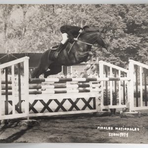PHOTO Argentique	France	Equitation cheval saut d'obstacles		1970 30X40cm