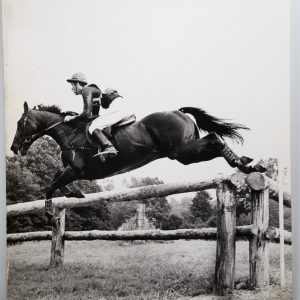 PHOTO Argentique	France	Equitation cheval saut d'obstacles	24X29cm	1970