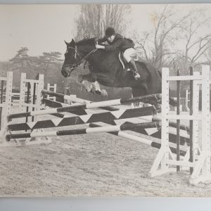 PHOTO Argentique	France	Equitation cheval saut d'obstacles	24X29cm	1970