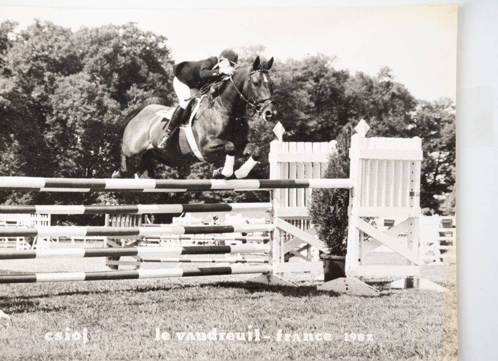 PHOTO Argentique France Equitation cheval saut d'obstacles 18X24cm 1970