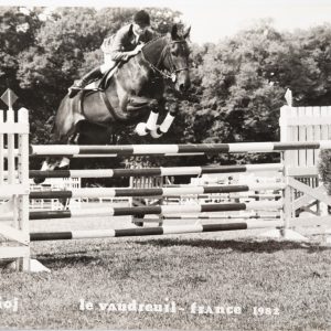PHOTO Argentique	France	Equitation cheval saut d'obstacles	18X24cm	1970