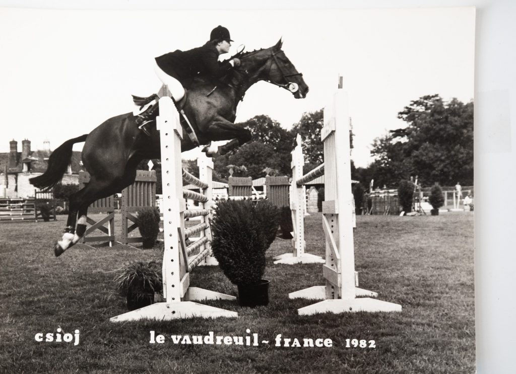 PHOTO Argentique France Equitation cheval saut d'obstacles 18X24cm 1970